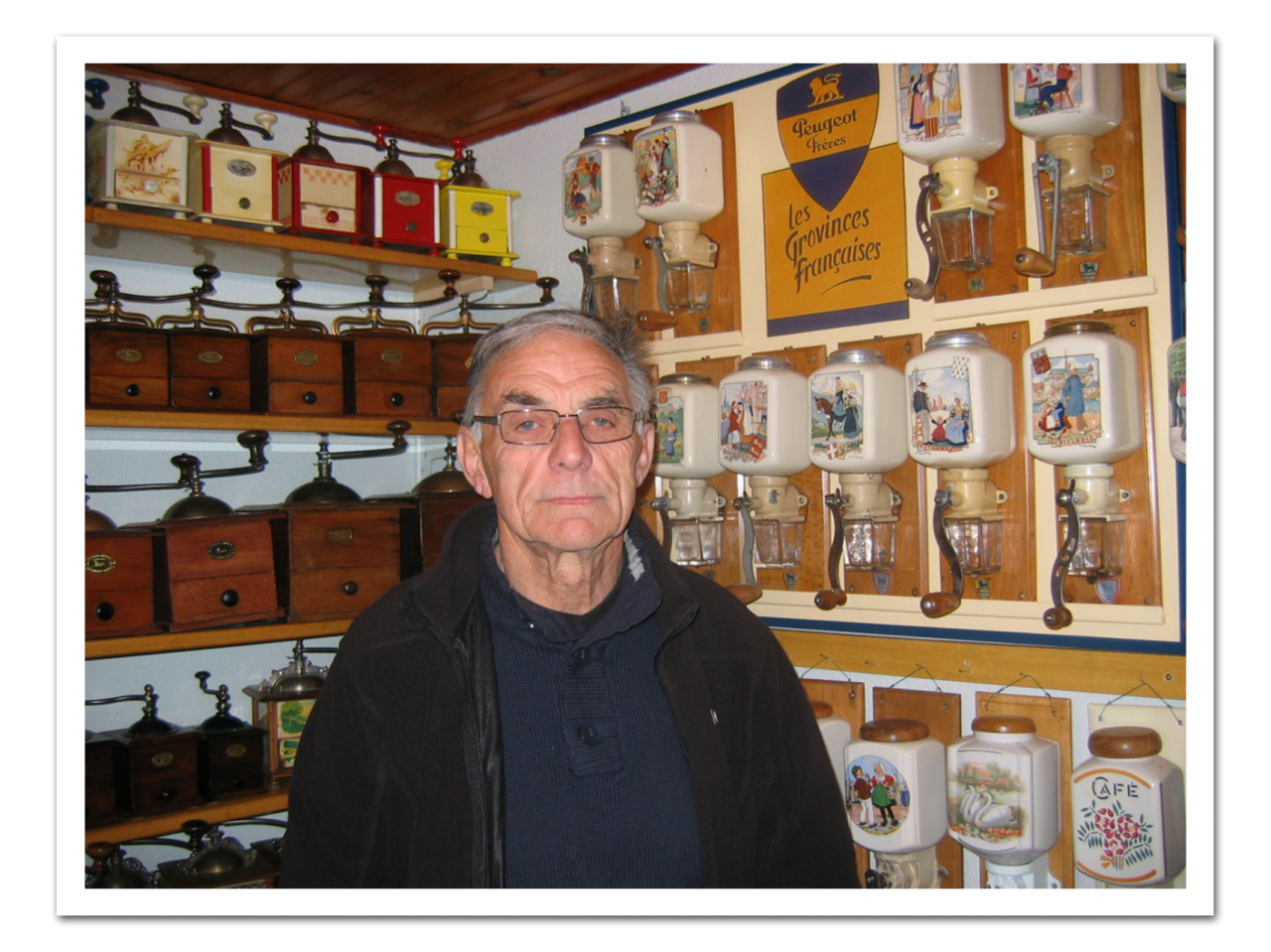 Daniel Gelin, collectionneur de moulins à café